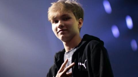 也是对年轻 也是对年轻