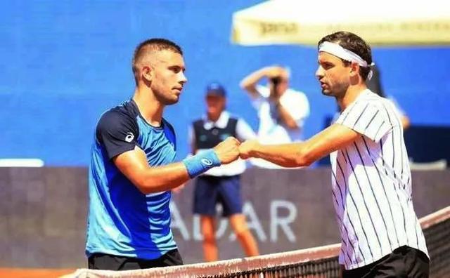 更是对自我 更是对自我