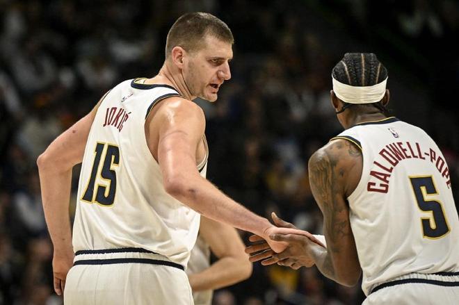 的阵容结构 的阵容结构