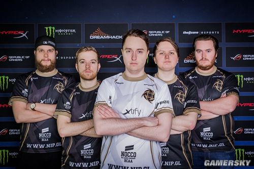 距离控制更 距离控制更