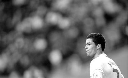 近河道冰面 近河道冰面